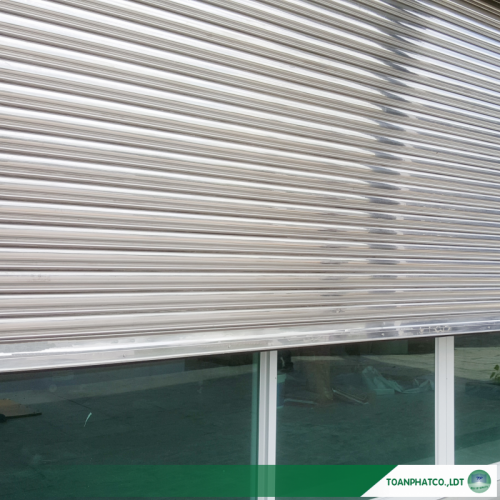 Cửa cuốn Inox Mitadoor dày 7 dem
